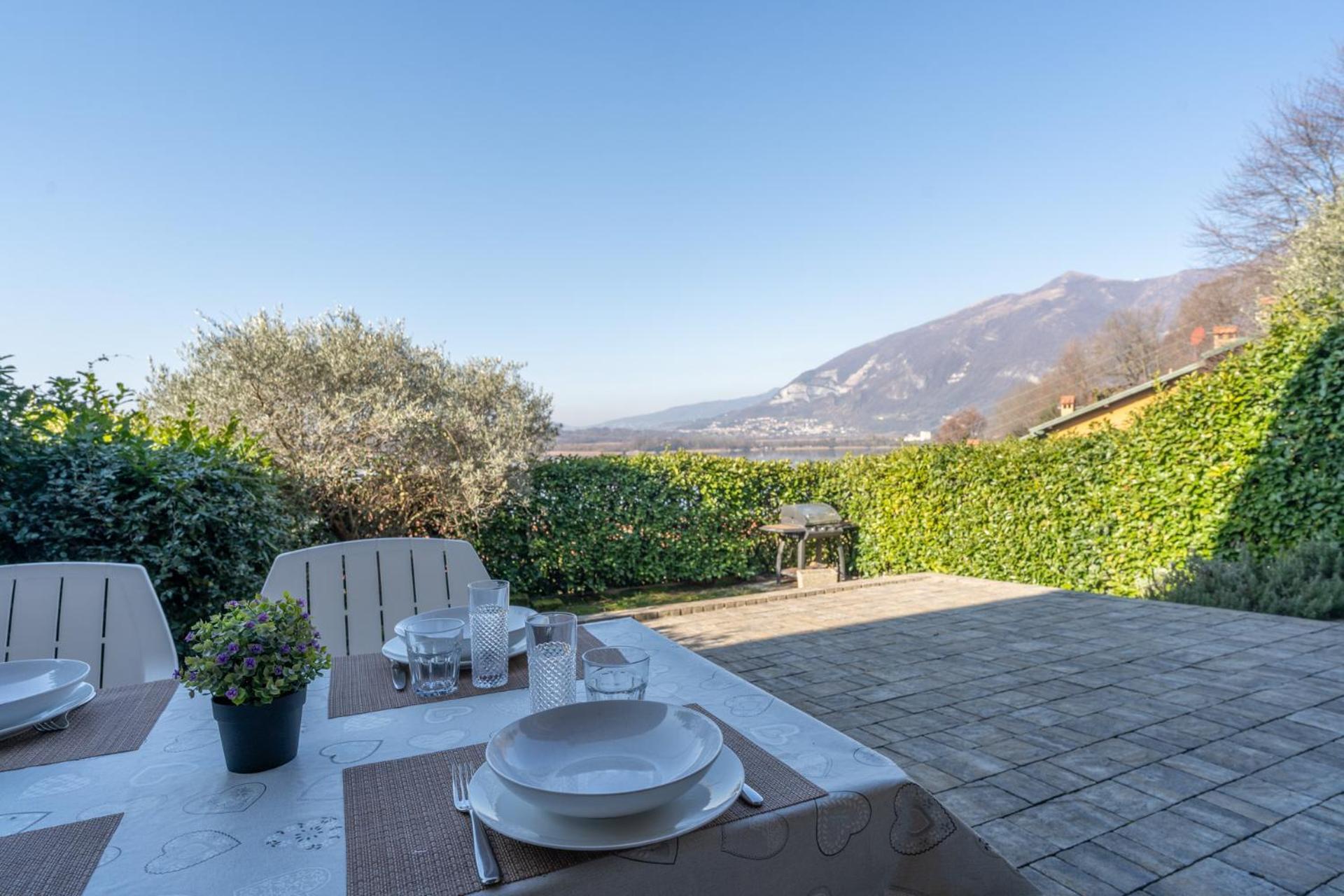 Como Lake - Apartment In Residence 5 Minutes From Lecco Center Galbiate Exterior photo